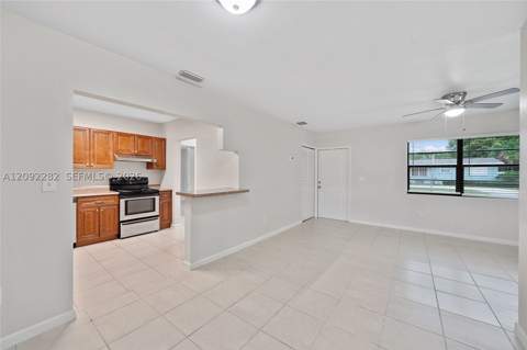 11822 SW 169th St, Miami FL - photo 6 of 35