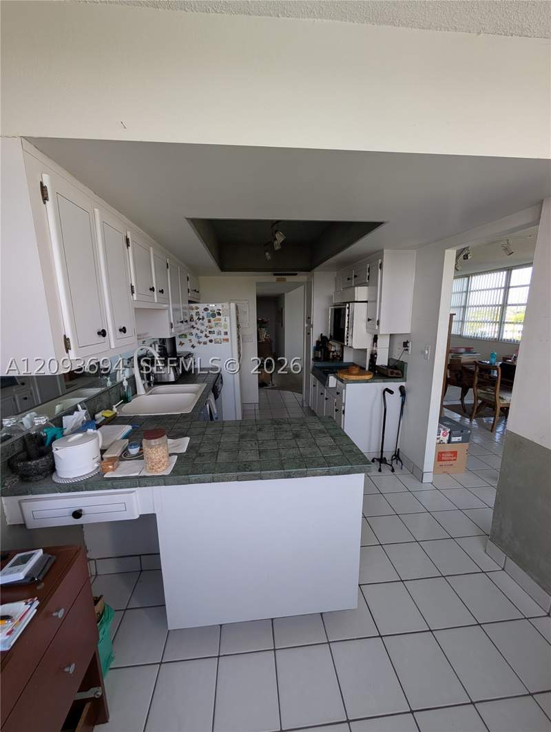 2 bedroom Condominium at 11930 N Bayshore Dr 502, Majorca Towers Condo, North Miami — photo 3