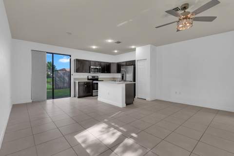 3701 NE 2nd Street, Homestead FL - photo 8 of 59