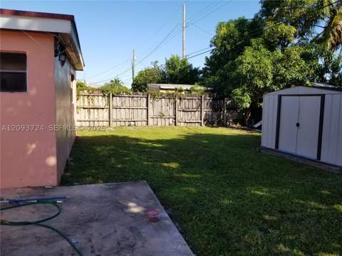 17131 NW 10th Ct, Miami Gardens FL - photo 8 of 9