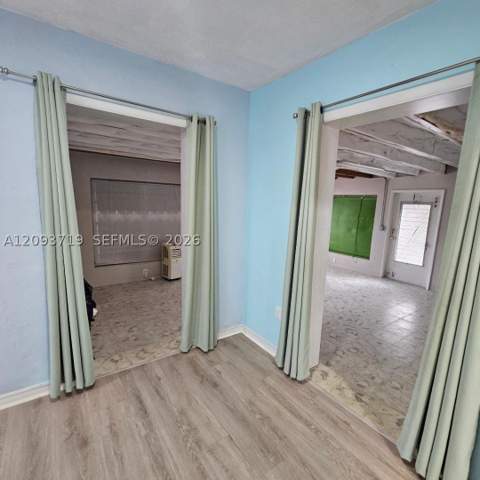 1051 SW 72nd Ct, Miami FL - photo 10 of 30