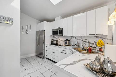 8738 NW 150th Terrace, Miami Lakes FL - photo 17 of 44