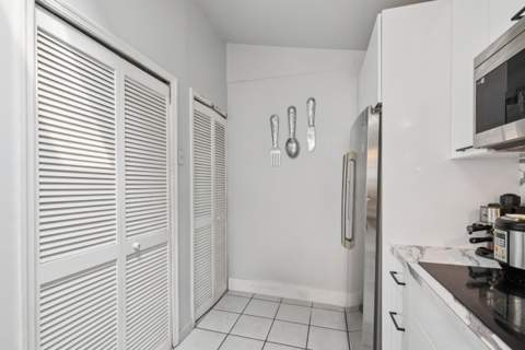 8738 NW 150th Terrace, Miami Lakes FL - photo 18 of 44
