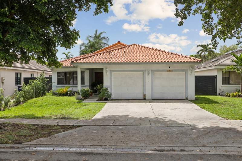 3 bedroom SingleFamilyResidence at 8738 NW 150th Terrace, West Lakes Gardens, Miami Lakes — photo 5