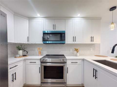 3630 NW 98th St, Miami FL - photo 11 of 29