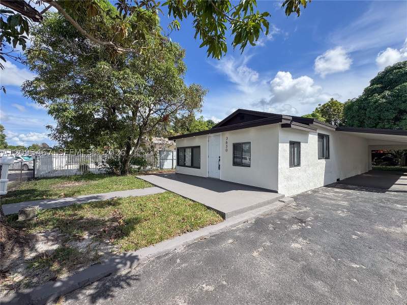 3 bedroom SingleFamilyResidence at 3630 NW 98th St, The Tropics Addn, Miami — photo 2