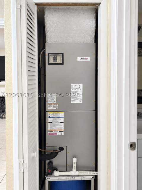 5551 E 4th Ave, Hialeah FL - photo 16 of 19