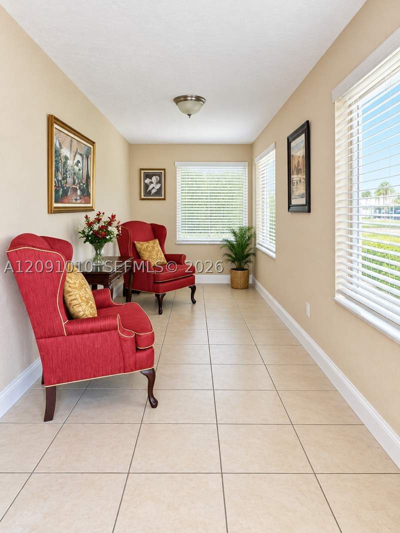 6 bedroom SingleFamilyResidence at 5551 E 4th Ave, 2nd Rev Pl Saratoga Heigh, Hialeah — photo 2
