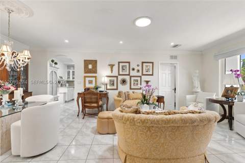 890 NE 168th St, North Miami Beach FL - photo 7 of 32