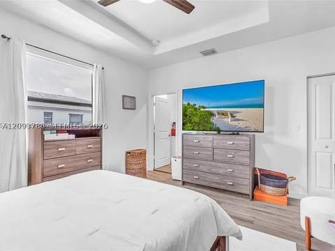 12982 SW 232nd Ln, Miami FL - photo 13 of 33