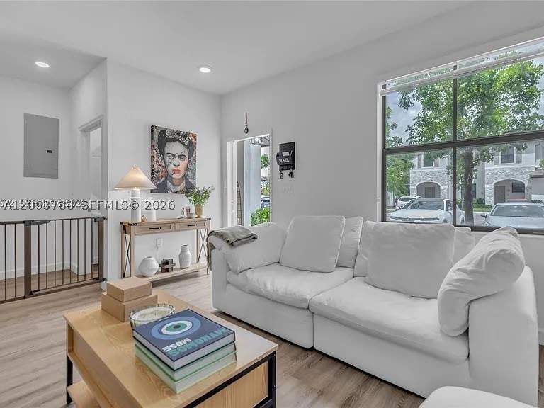 3 bedroom Townhouse at 12982 SW 232nd Ln, Kendall Assemblage South, Miami — photo 2