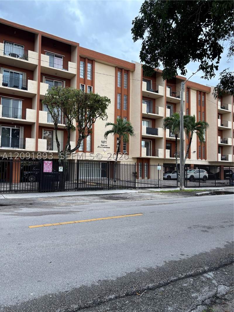 3 bedroom Condominium at 1075 W 68th St 311, Boheme Condo, Hialeah — photo 3