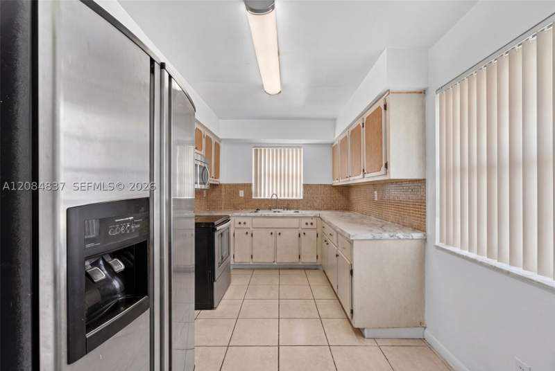 2 bedroom Condominium at 1540 NE 191st St 145, Second Horizons Condo, Miami — photo 4