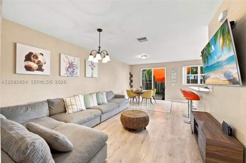 1025 NE 207th Ter, Miami FL - photo 17 of 43