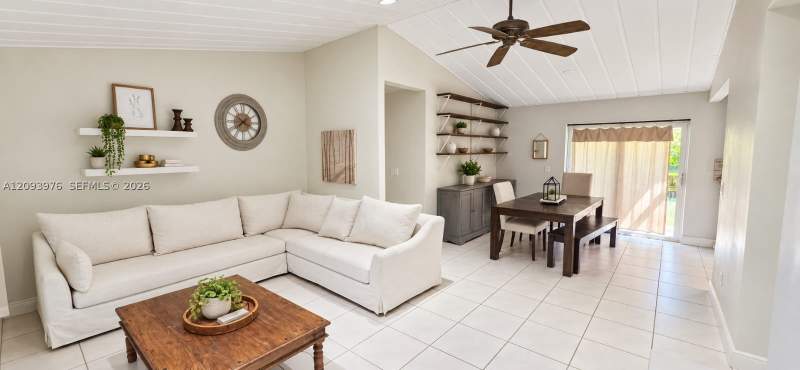 3 bedroom SingleFamilyResidence at 9760 SW 211th St, Aurora Park Sub, Cutler Bay — photo 3