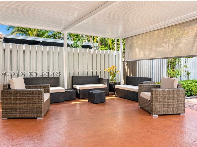 3 bedroom SingleFamilyResidence at 5920 W 20th Ln, Michelle Jardins, Hialeah — photo 3