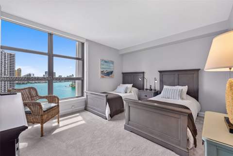 3400 NE 192nd St 2012, Aventura FL - photo 13 of 27