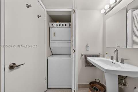 3400 NE 192nd St 2012, Aventura FL - photo 16 of 27