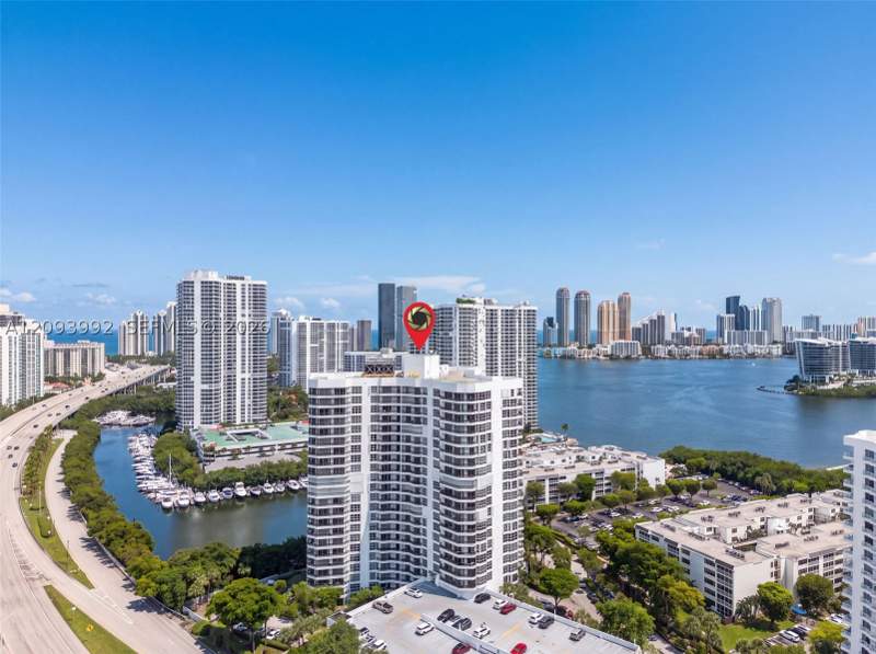 2 bedroom Condominium at 3400 NE 192nd St 2012, Mystic Pointe Tower 600 C, Aventura — photo 2