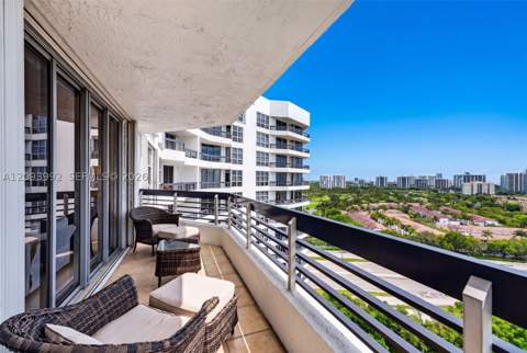 3400 NE 192nd St 2012, Aventura FL - photo 21 of 27