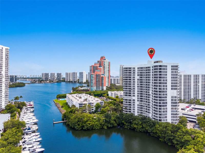 2 bedroom Condominium at 3400 NE 192nd St 2012, Mystic Pointe Tower 600 C, Aventura — photo 3