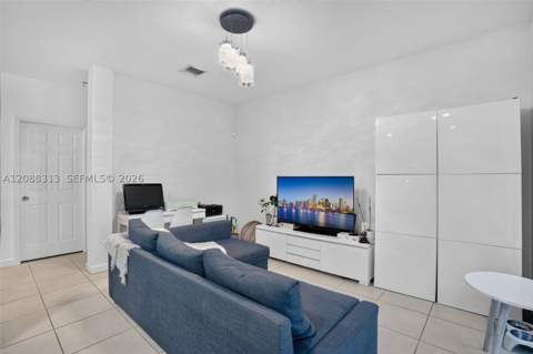 11249 NW 88th Ter, Doral FL - photo 11 of 44