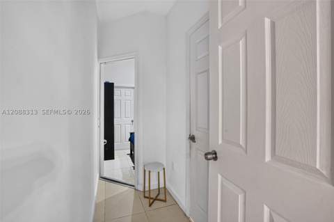 11249 NW 88th Ter, Doral FL - photo 17 of 44