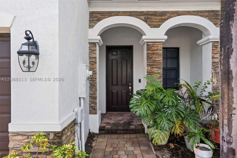 3 bedroom Townhouse at 11249 NW 88th Ter, Villa Bello, Doral — photo 2