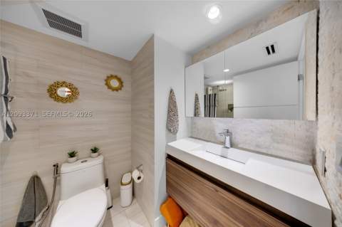 6301 Collins Ave 2107, Miami Beach FL - photo 18 of 44