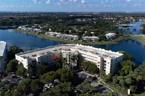 10770 NW 66th St 404, Doral FL - photo 6 of 34
