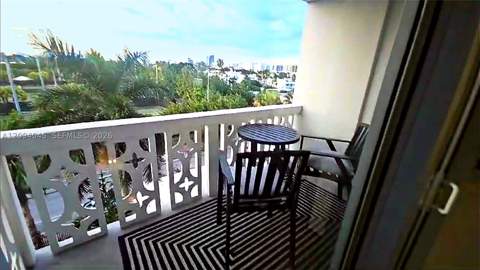 1020 Meridian Ave 612, Miami Beach FL - photo 6 of 9