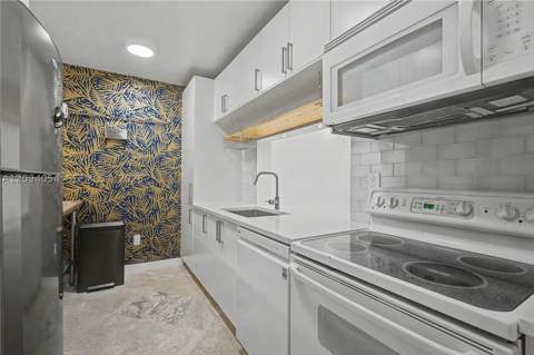 8888 Collins Ave 115, Surfside FL - photo 7 of 37