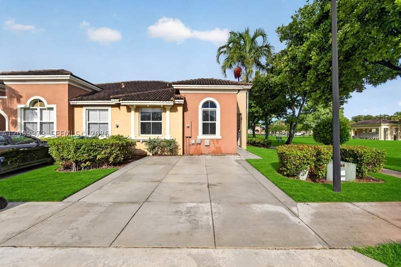 3 bedroom Townhouse at 23702 SW 110th Ave 23702, Spicewood Sub, Homestead — photo 2