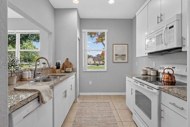 3 bedroom Townhouse at 23702 SW 110th Ave 23702, Spicewood Sub, Homestead — photo 4