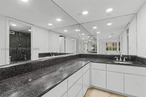 6039 Collins Ave 407, Miami Beach FL - photo 13 of 26