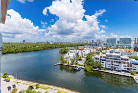 400 Kings Point Dr 1427, Sunny Isles Beach FL - photo 12 of 20