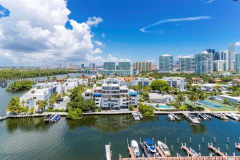 400 Kings Point Dr 1427, Sunny Isles Beach FL - photo 13 of 20