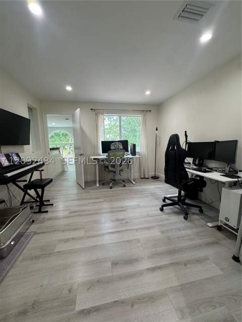 10521 SW 157th Pl 306, Miami FL - photo 12 of 18