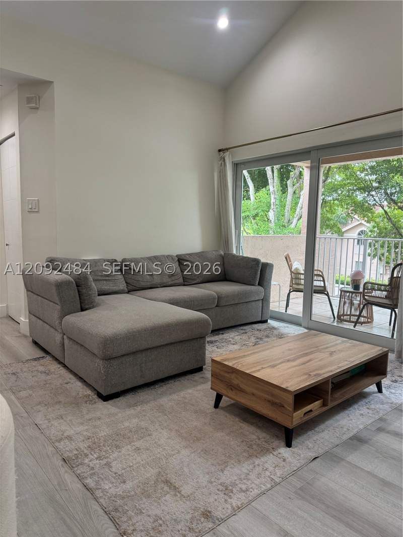 2 bedroom Condominium at 10521 SW 157th Pl 306, Royal Palm Place, Miami — photo 3