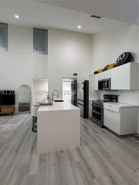 10521 SW 157th Pl 306, Miami FL - photo 6 of 18