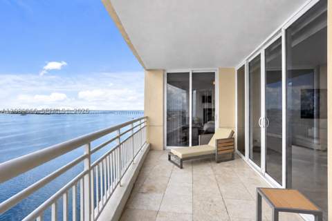 808 Brickell Key Dr 2002, Miami FL - photo 15 of 36