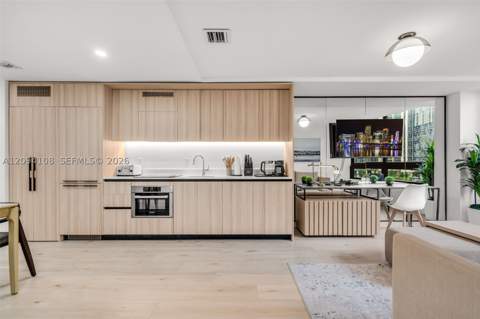 225 N Miami Ave 504, Miami FL - photo 11 of 55