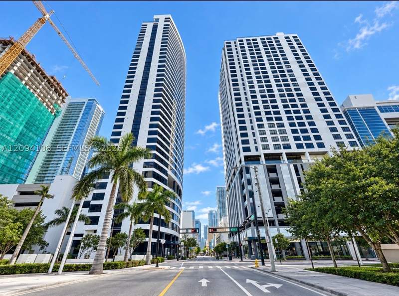1 bedroom Condominium at 225 N Miami Ave 504, District 225, Miami — photo 2