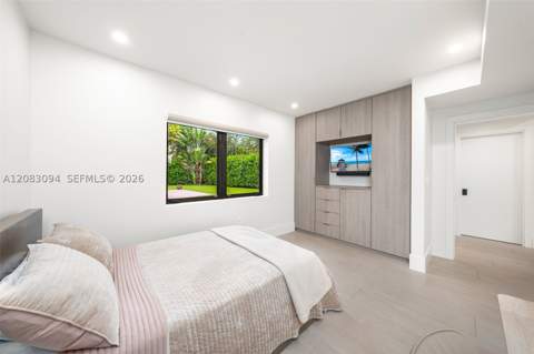 815 NE 91st Ter, Miami Shores FL - photo 10 of 28