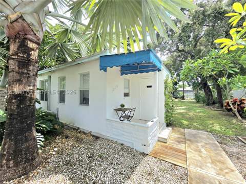 1220 NE 128th St, North Miami FL - photo 10 of 38