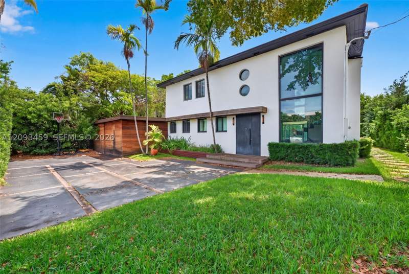 4 bedroom SingleFamilyResidence at 4353 Alton Rd, Nautilus Extension, Miami Beach — photo 3