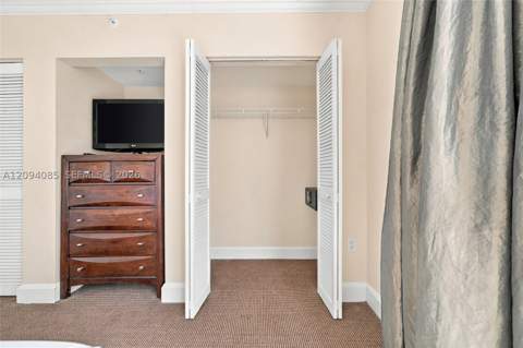2951 S Bayshore Dr 512, Miami FL - photo 12 of 22
