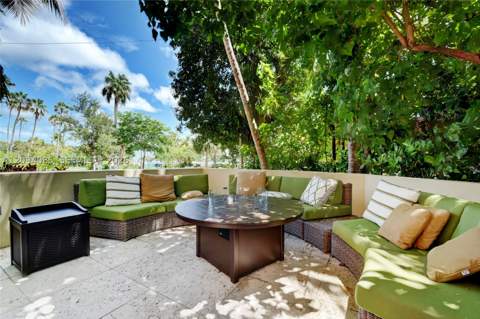 2951 S Bayshore Dr 512, Miami FL - photo 18 of 22