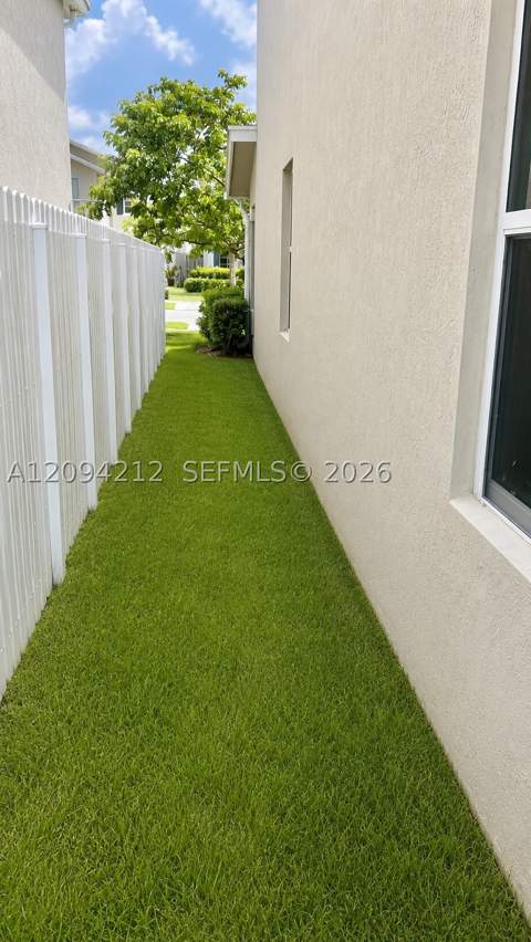 619 NE 4th St, Florida City FL - photo 17 of 18
