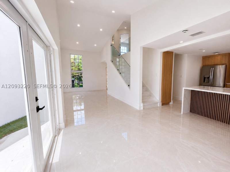 3 bedroom SingleFamilyResidence at 11708 SW 114th Ter, Towngate South Sec 1, Miami — photo 3